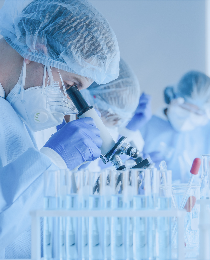 検出サービス、研究室の検査機器を展示